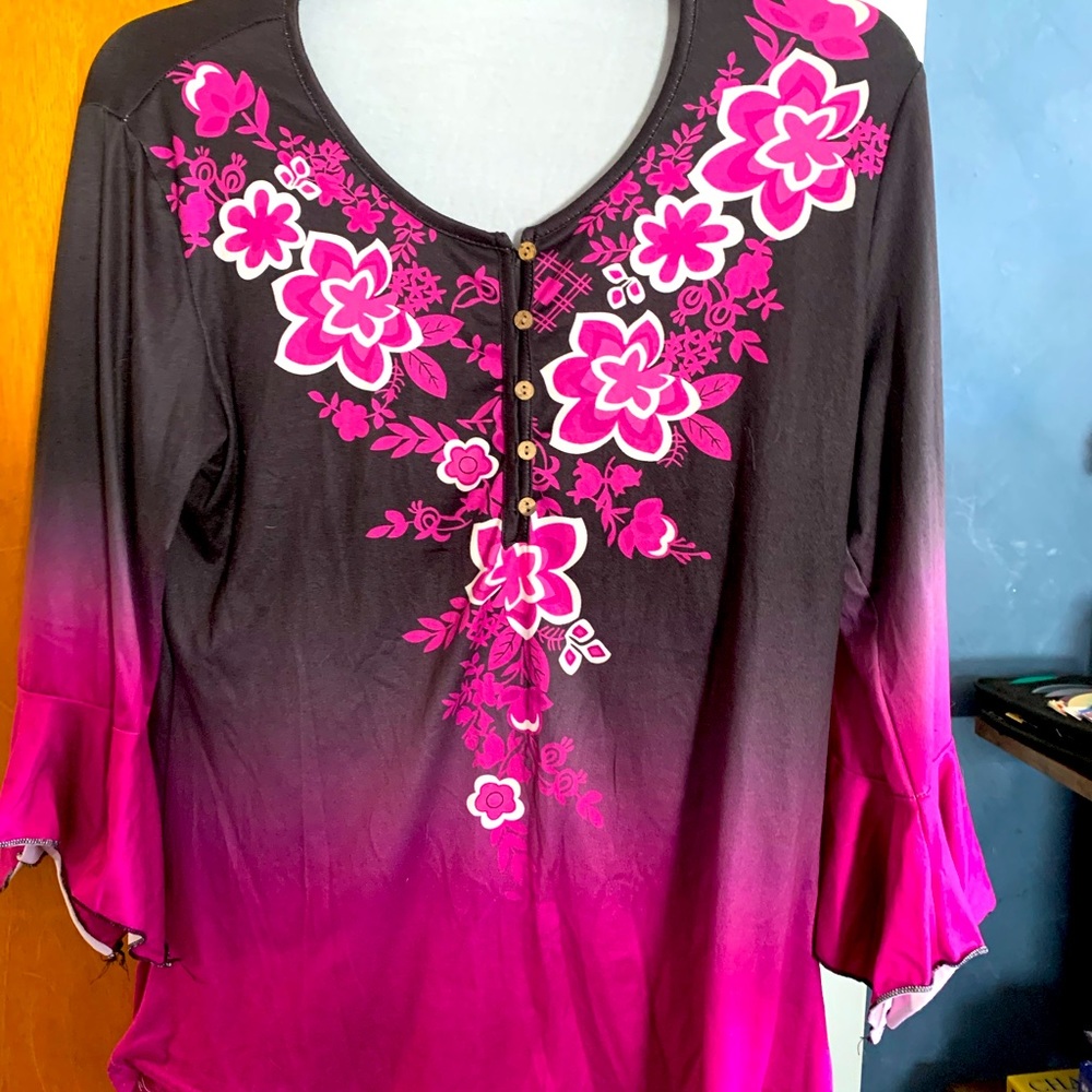 Emery Rose Asian Design Inspired Blouse (Fusia/ Black) Med Flared Sleeves